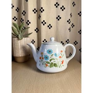 Mid Century NEVCO Folk Art Vintage Floral Teapot